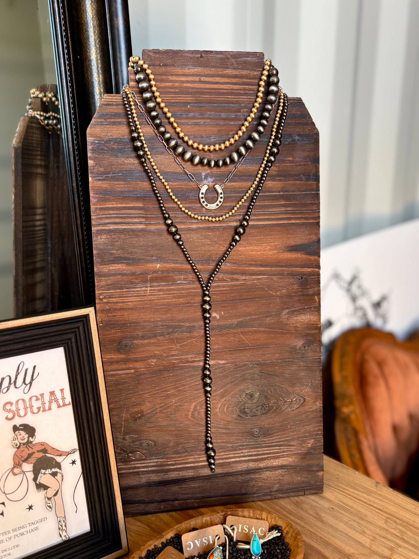 The Clara Necklace