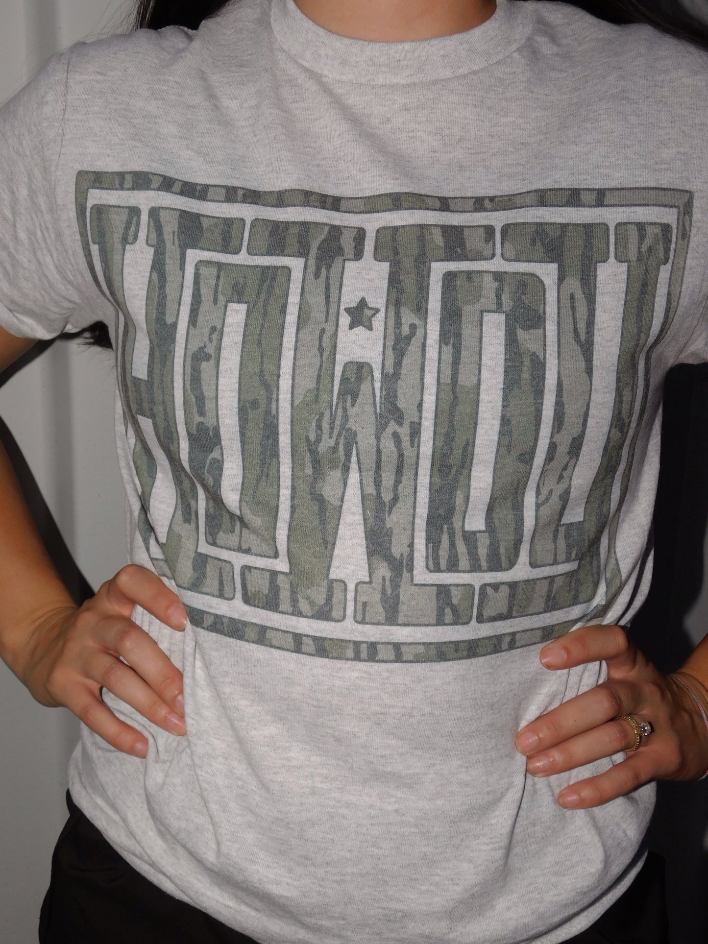 Howdy Tee
