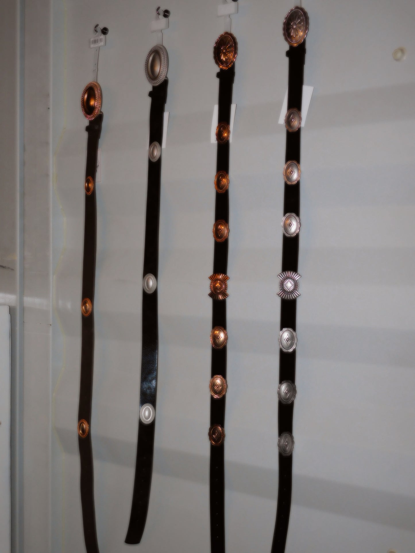 Western Oval Floral Belt- Silver