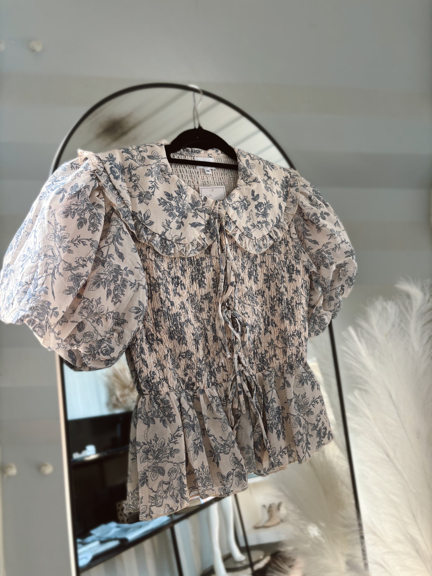 The Swayer Quinn Blouse